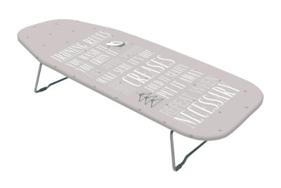 Σιδερώστρα πάγκου Easy plus γκρι-λευκό Decor με γράμματα 30x70x8,5εκ. πτυσσόμενη γκρι μεταλλική βάση